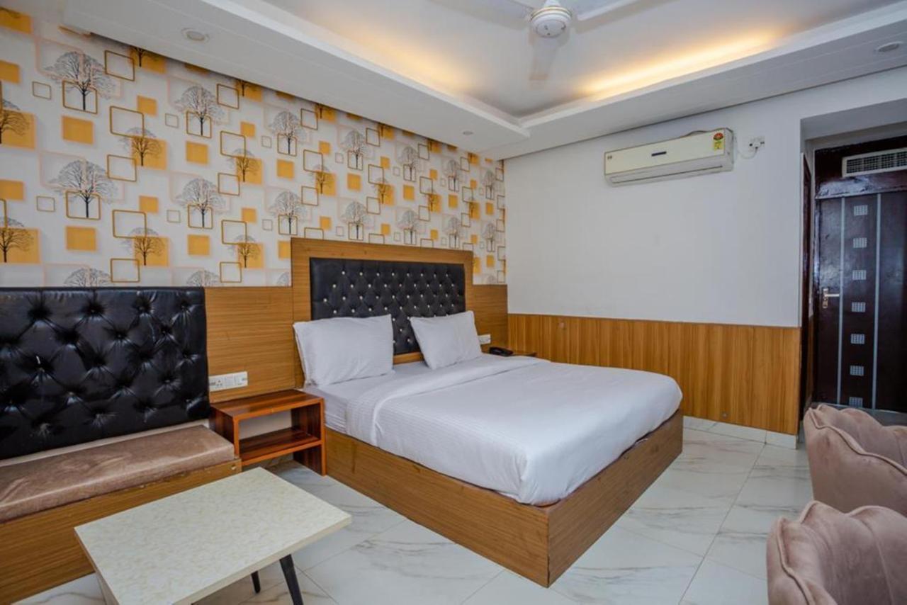 Hotel Doon Дехрадун Экстерьер фото