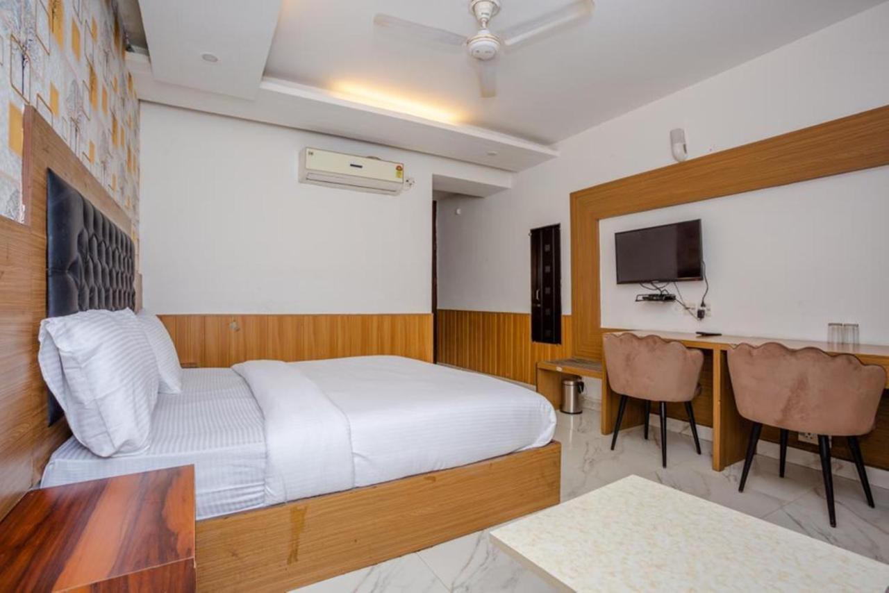 Hotel Doon Дехрадун Экстерьер фото