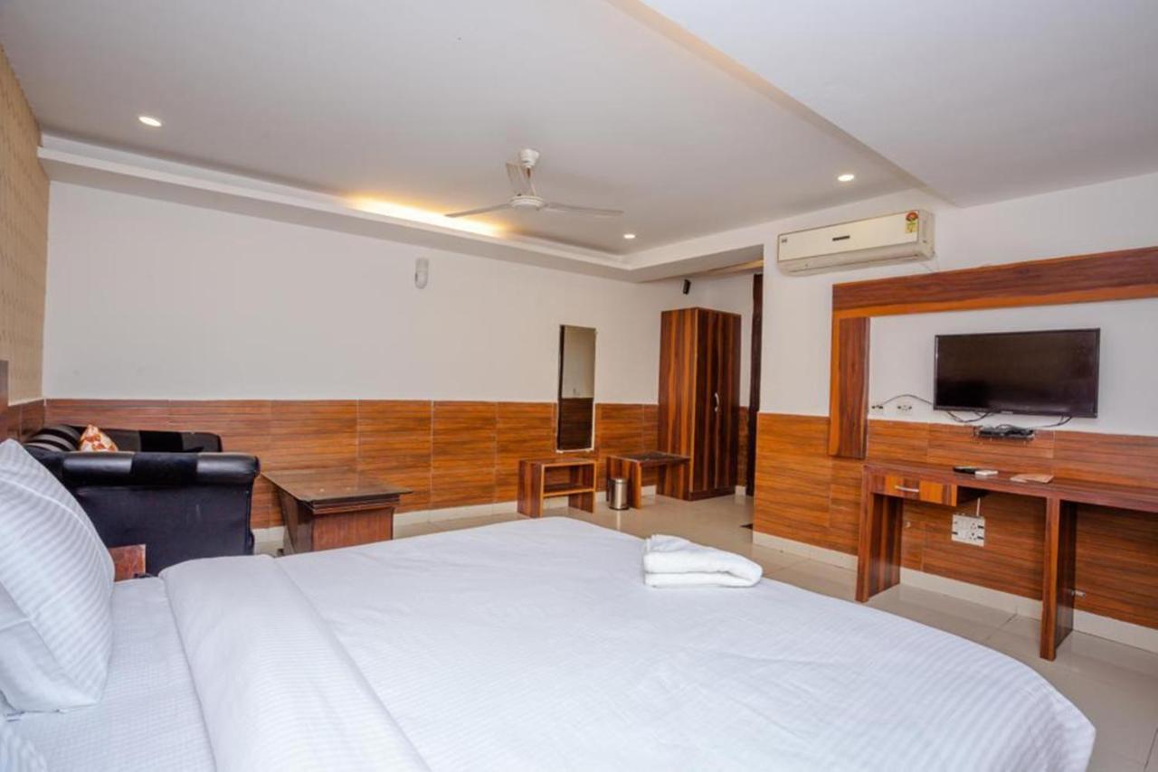 Hotel Doon Дехрадун Экстерьер фото